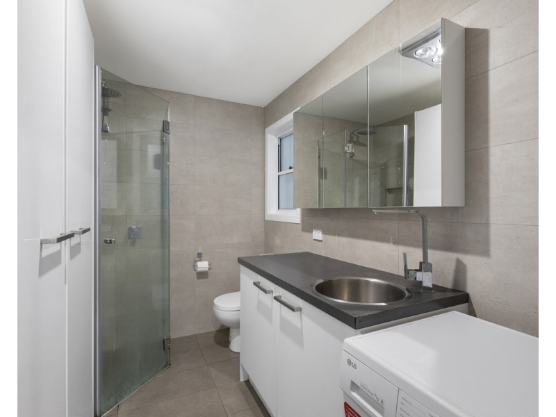 2a Scribbly Gum Crescent, Erina NSW 2250