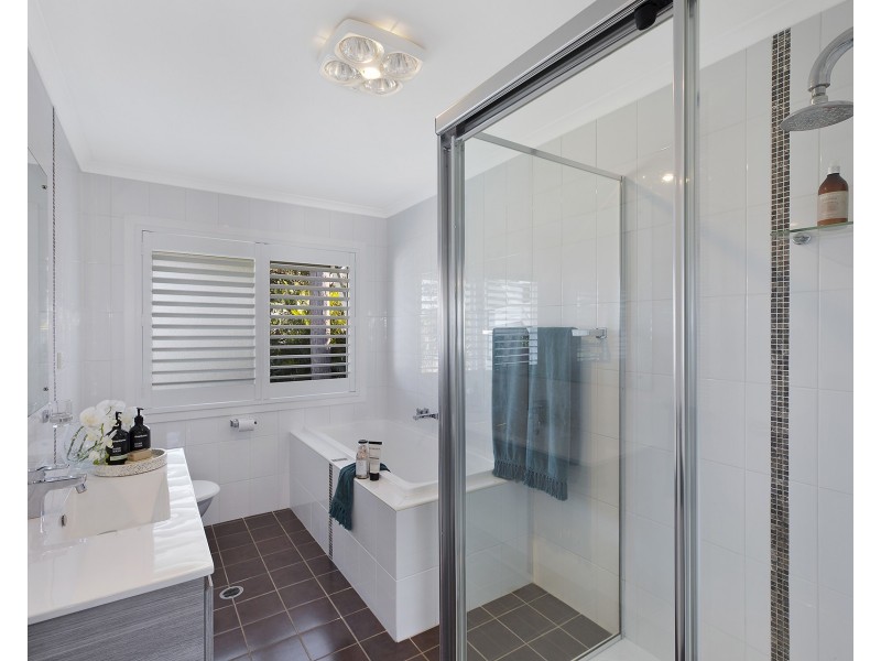 89A Old Gosford Road, Wamberal NSW 2260