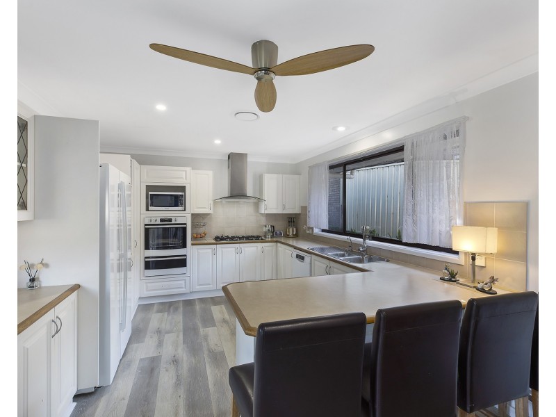 15 Georgia Avenue, Wyoming NSW 2250