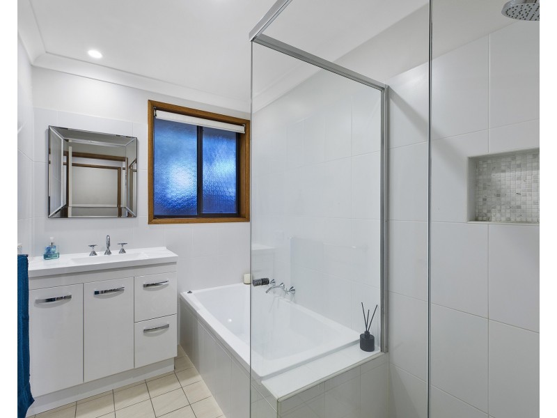 2/50 Caroline Street, East Gosford NSW 2250