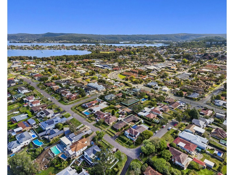 2/50 Caroline Street, East Gosford NSW 2250