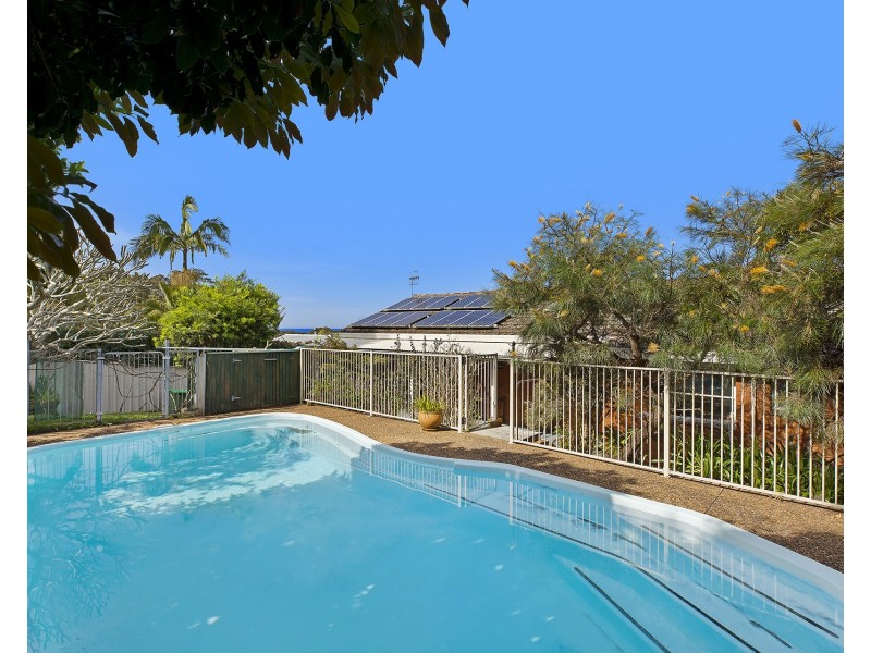 9 Braemar Drive, Wamberal NSW 2260