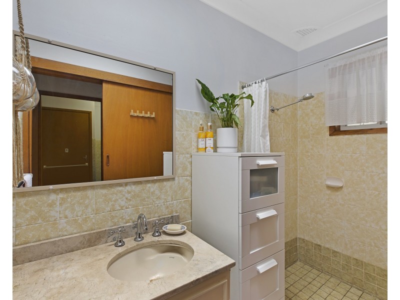 9 Braemar Drive, Wamberal NSW 2260