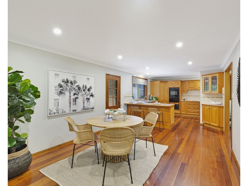 9 Newman Close, Green Point NSW 2251