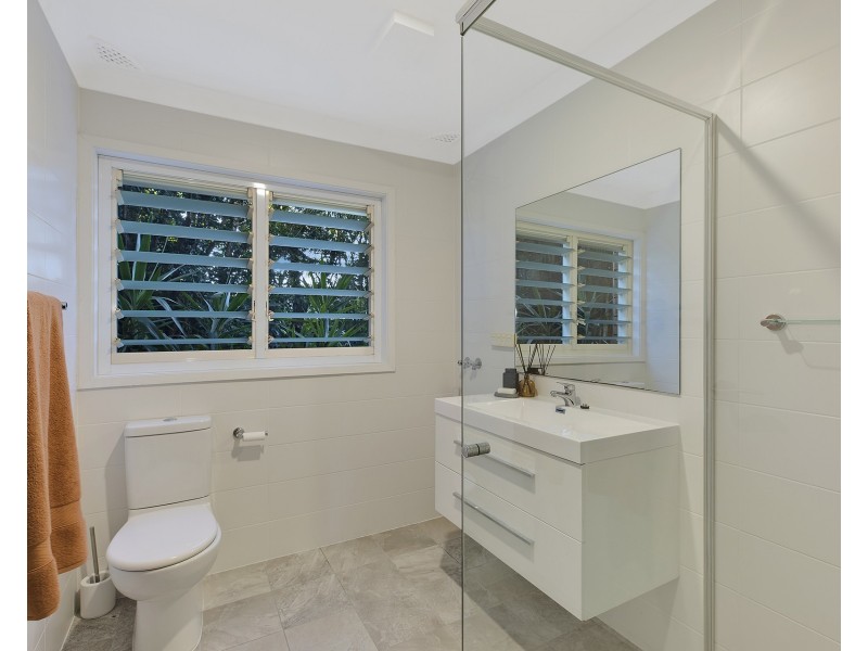 4 Barooga Road, Wamberal NSW 2260