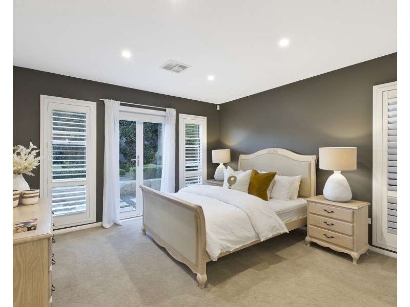 14 Applegum Close, Erina NSW 2250