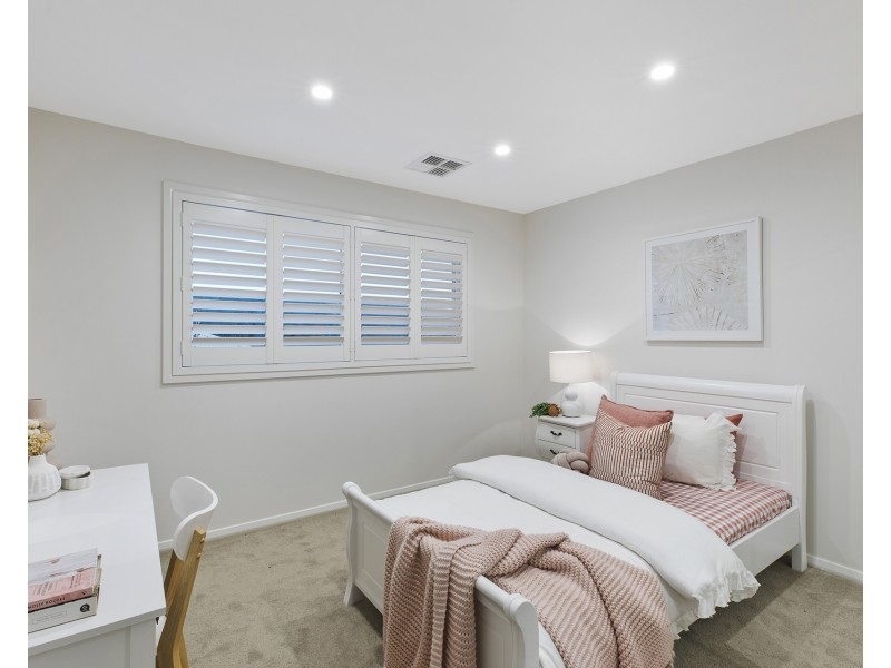 14 Applegum Close, Erina NSW 2250