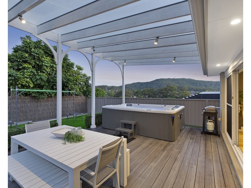 14 Applegum Close, Erina NSW 2250