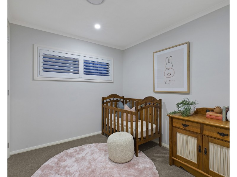 7 Peckham Place, Green Point NSW 2251