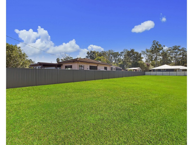 27 Barralong Road, Erina NSW 2250