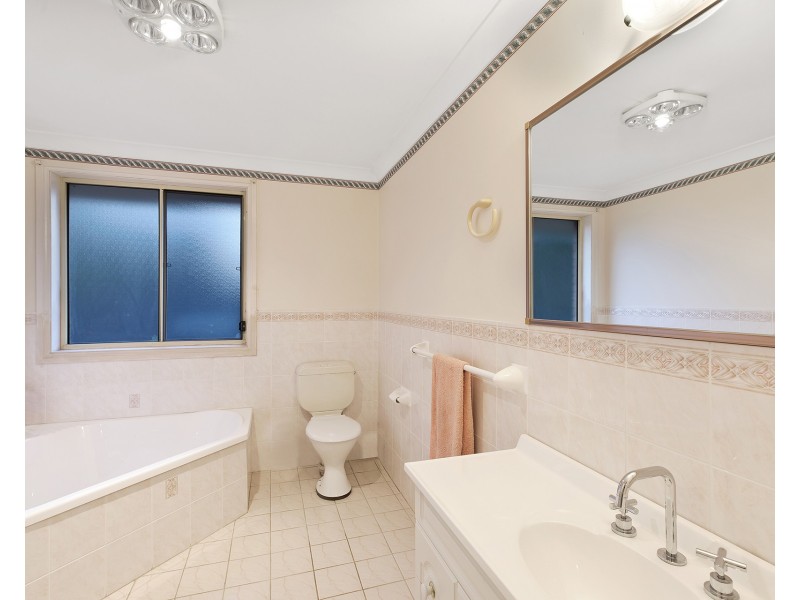 10 Scribbly Gum Crescent, Erina NSW 2250