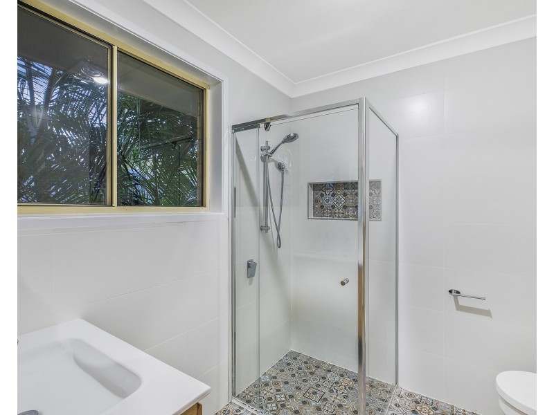 15 Eggeling Street, Erina NSW 2250