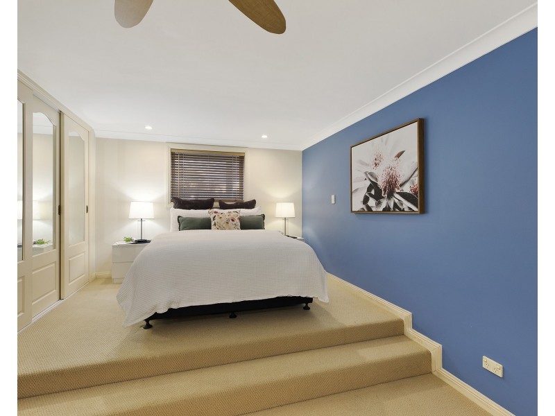 33 Noorong Avenue, Forresters Beach NSW 2260