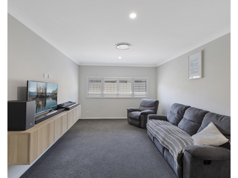 8 Treasury Terrace, Morisset NSW 2264