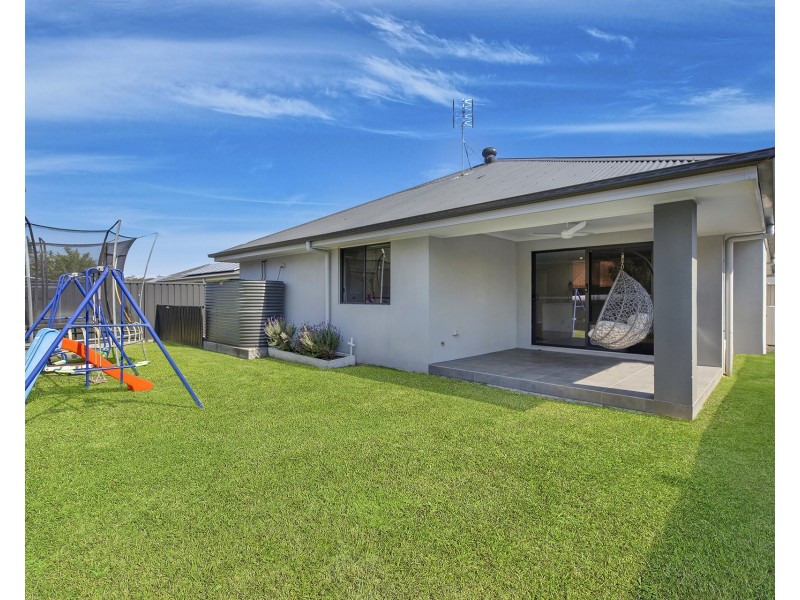 8 Treasury Terrace, Morisset NSW 2264