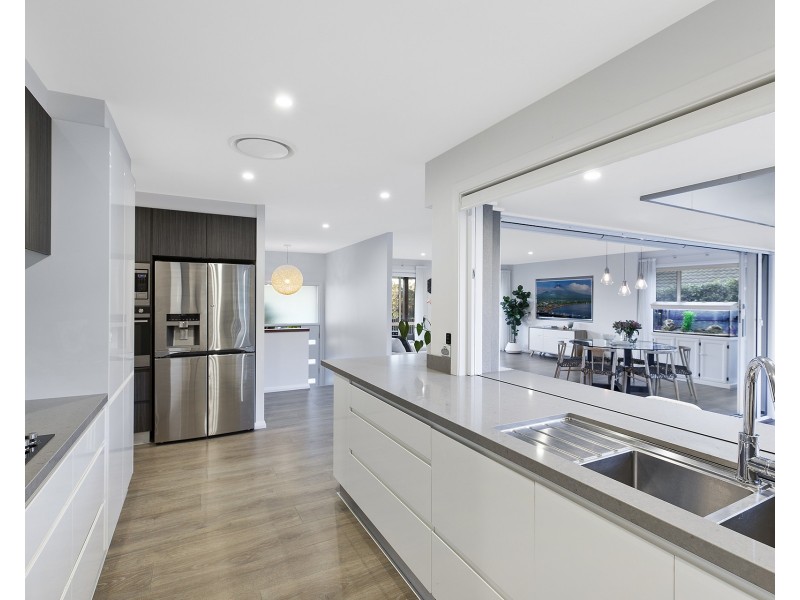 12 Rembrae Drive, Green Point NSW 2251