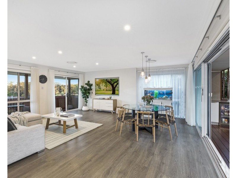 12 Rembrae Drive, Green Point NSW 2251