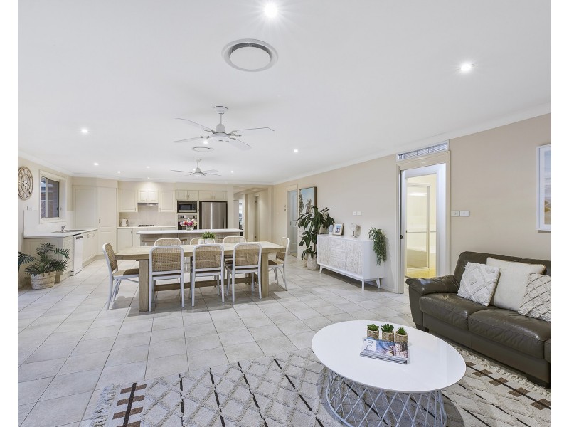 6 Tallowood Crescent, Erina NSW 2250