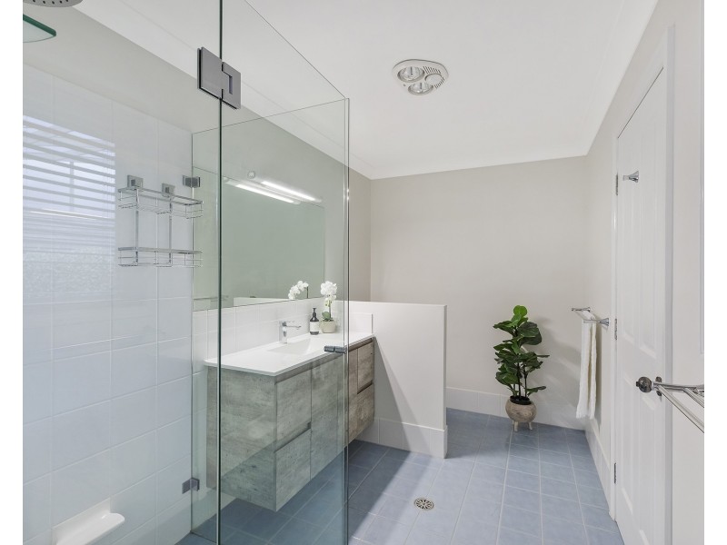 6 Tallowood Crescent, Erina NSW 2250