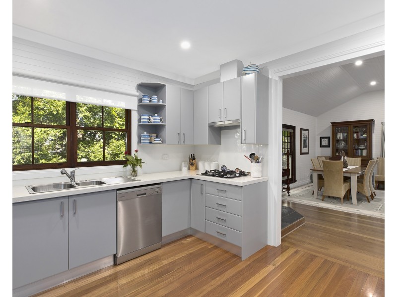 22 John Street, Forresters Beach NSW 2260