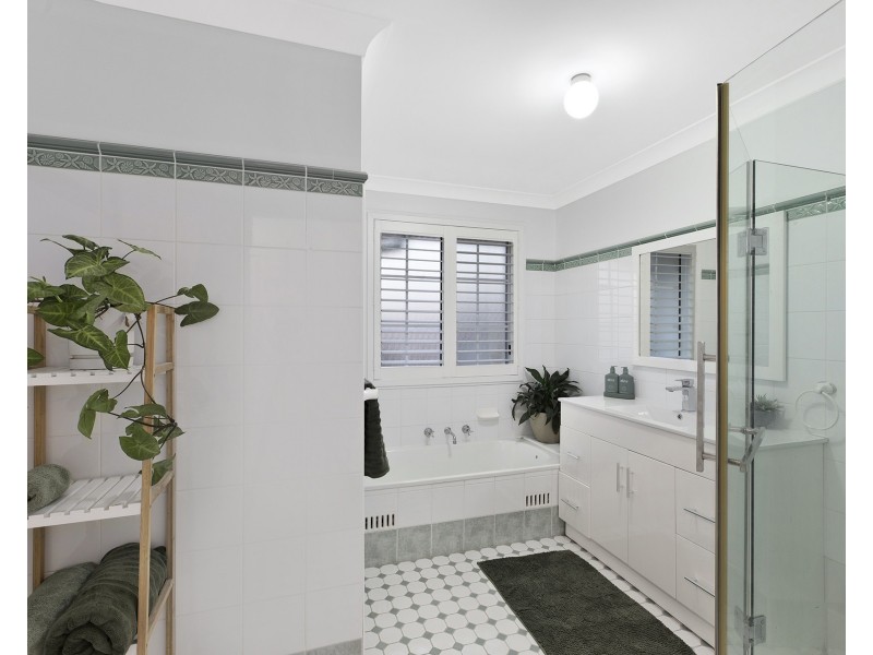 141 Karalta Road, Erina NSW 2250