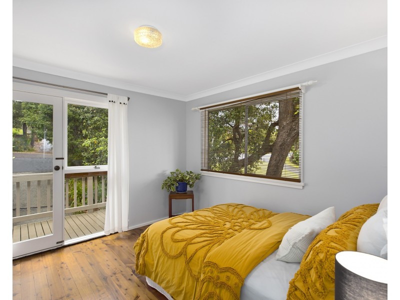 11 Hilltop Road, Wamberal NSW 2260