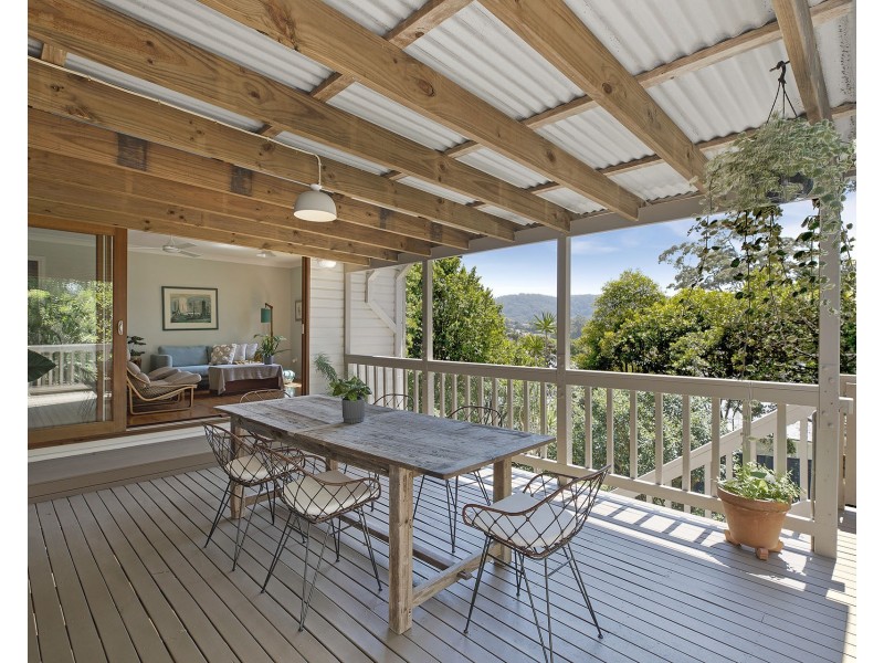 11 Hilltop Road, Wamberal NSW 2260