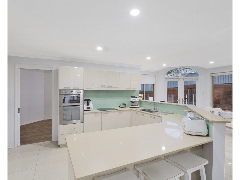 1 Aires Close, Erina NSW 2250
