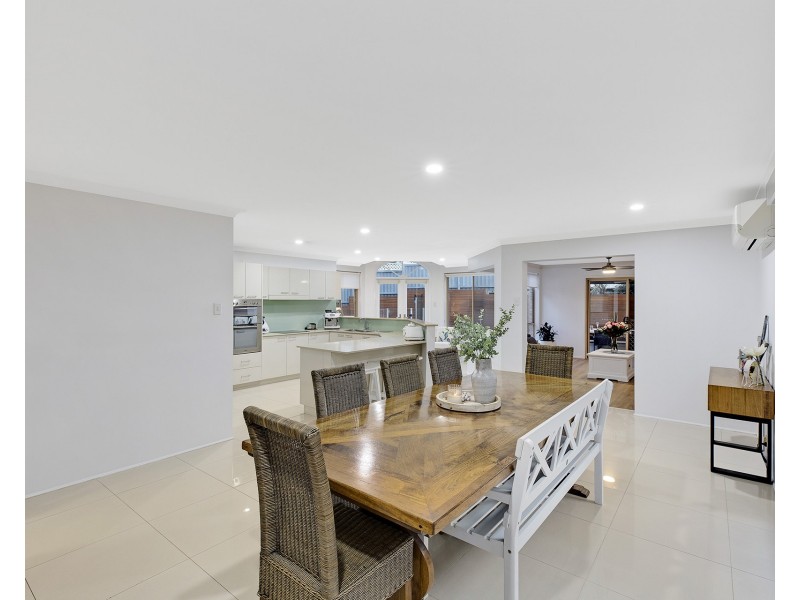 1 Aires Close, Erina NSW 2250