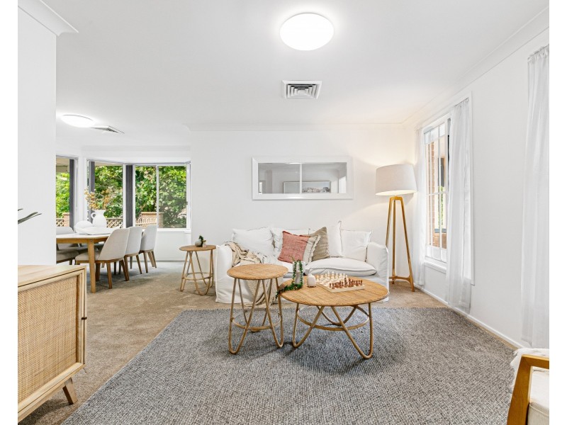 2 Woodbine Close, Lisarow NSW 2250