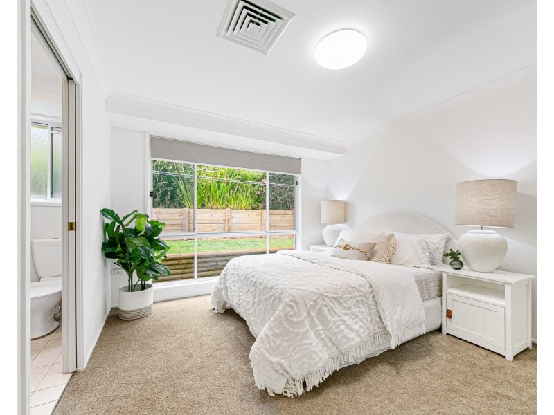 2 Woodbine Close, Lisarow NSW 2250