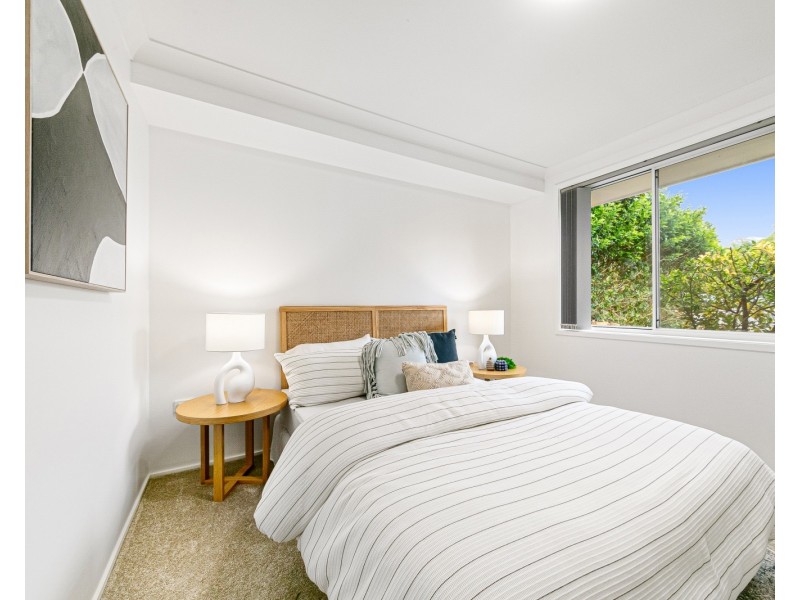 2 Woodbine Close, Lisarow NSW 2250