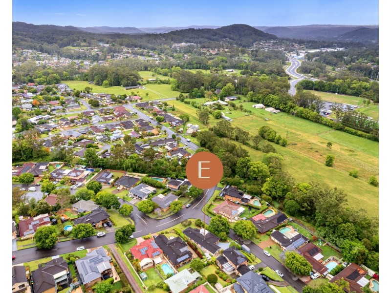 2 Woodbine Close, Lisarow NSW 2250