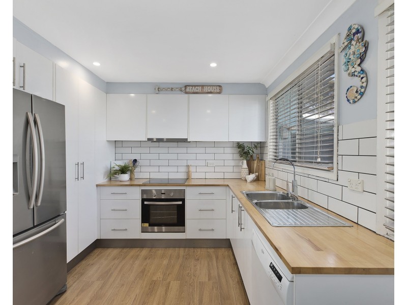 65 First Avenue, Toukley NSW 2263