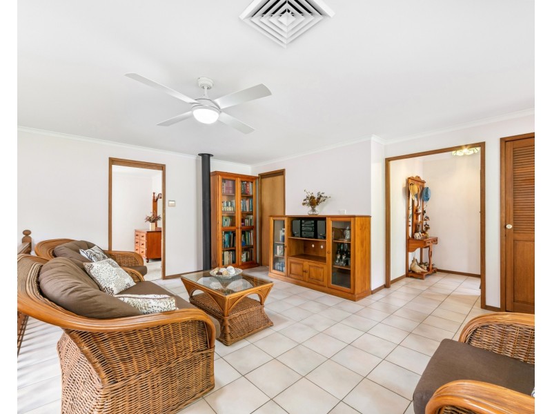 73 Gilda Drive, Narara NSW 2250