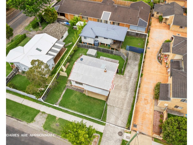 12 Waratah Street, East Gosford NSW 2250