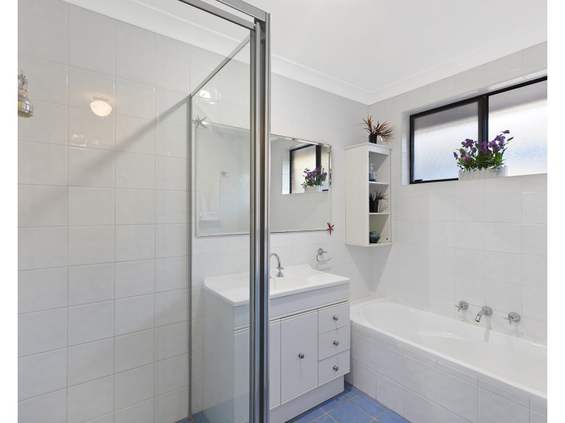 30 Toorak Avenue, Erina NSW 2250