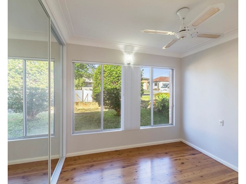 53 Lakeside Parade, The Entrance NSW 2261