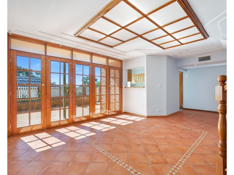2/5 Bellwood Close, Tuggerah NSW 2259