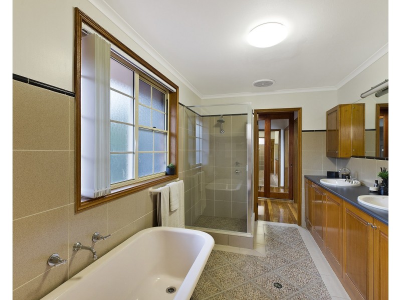 52 Duffys Road, Terrigal NSW 2260