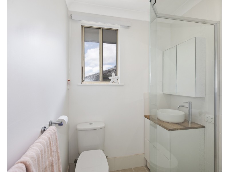 1/246 The Entrance Road, Erina NSW 2250