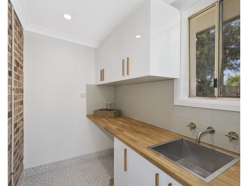1/246 The Entrance Road, Erina NSW 2250
