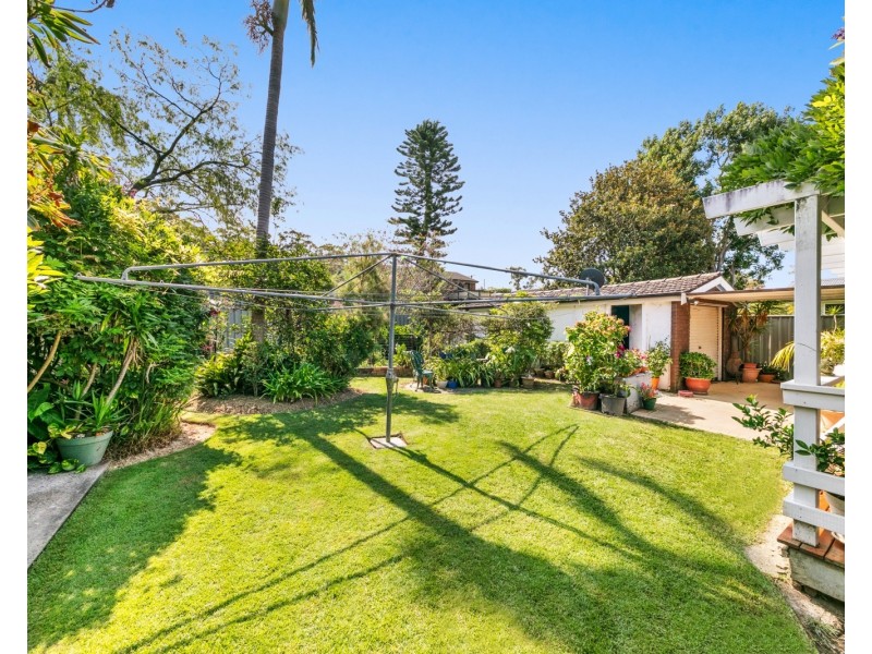 12 Ashley Avenue, Terrigal NSW 2260