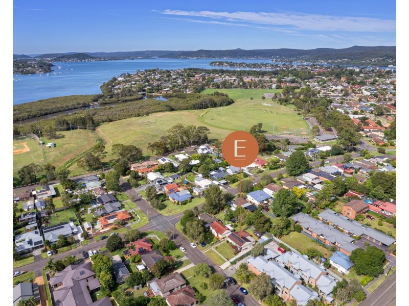 18 Spring Avenue, Springfield NSW 2250