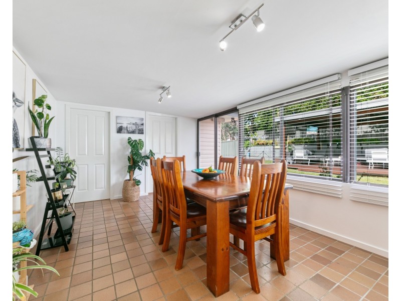 18 Spring Avenue, Springfield NSW 2250