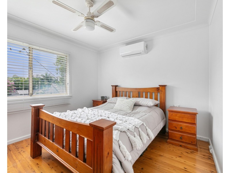 18 Spring Avenue, Springfield NSW 2250