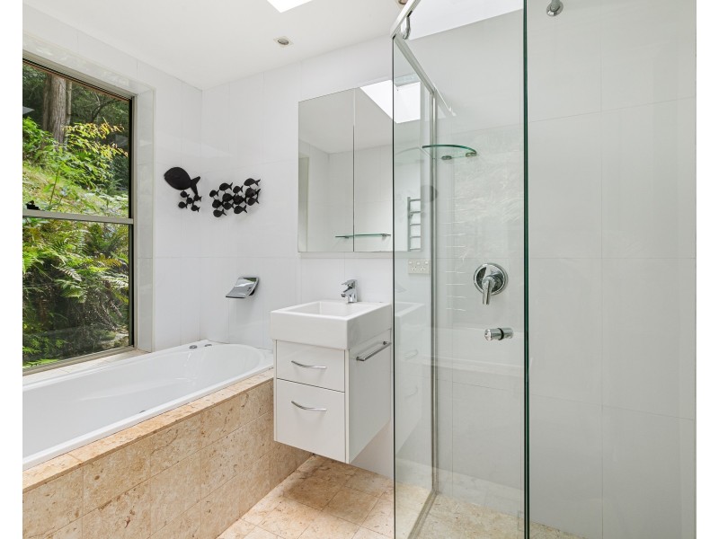 15 Narani Avenue, Niagara Park NSW 2250