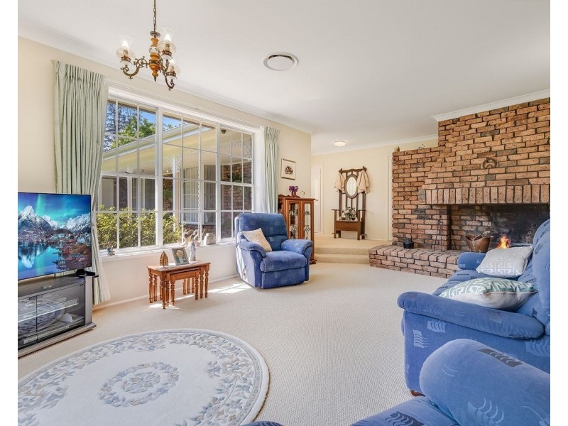 50 Chamberlain Road, Wyoming NSW 2250