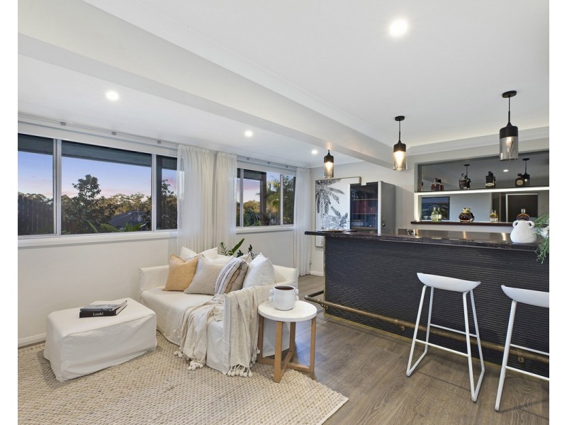 12 Rembrae Drive, Green Point NSW 2251