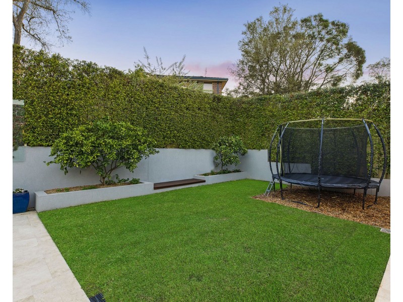 12 Rembrae Drive, Green Point NSW 2251